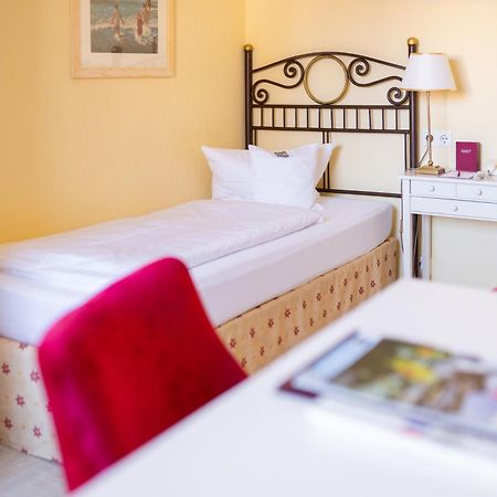 Hotel Duenenburg Вестерланд Экстерьер фото
