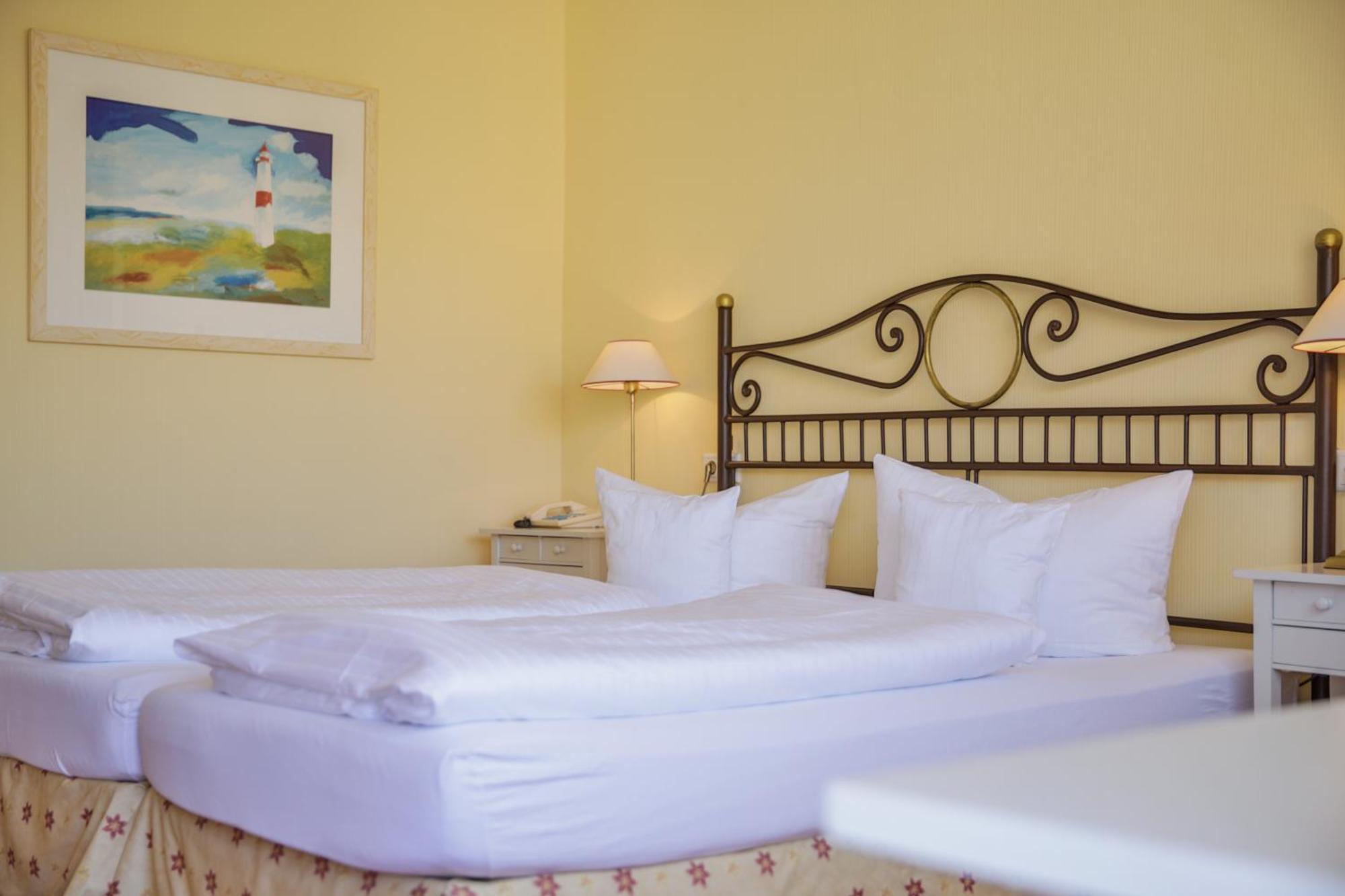 Hotel Duenenburg Вестерланд Экстерьер фото